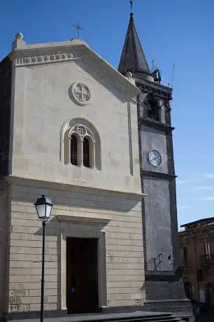 Photo de Church of the Holy Spirit