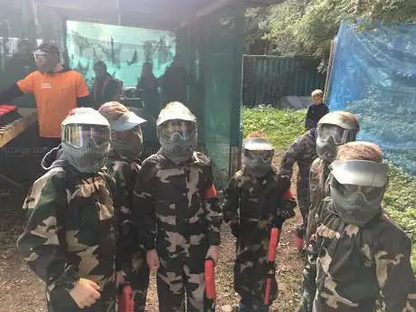 Photo de RW Paintball childrens paintball and Airsoft