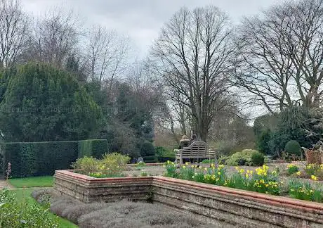 Photo de National Trust - Goddards