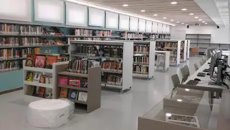 Photo de Biblioteca Municipal Joan Sardà i Lloret