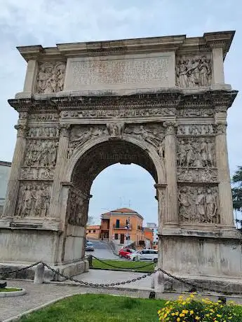 Photo de Arc de Bénévent