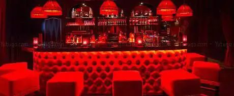Photo de Scarlet Club