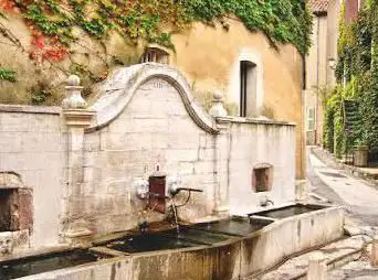 Photo de La Fontaine Vieille