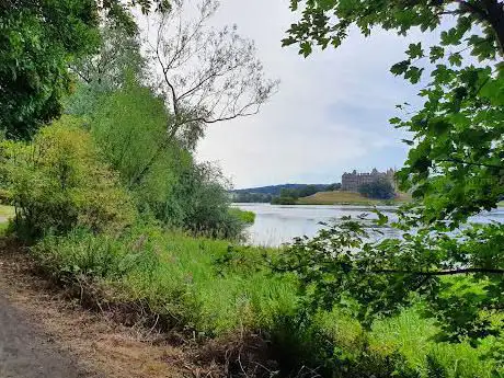 Photo de Linlithgow Palace and Loch Circular Walk