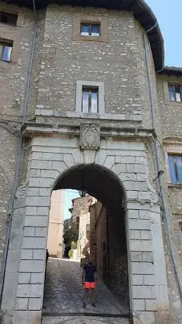 Porta dei Santi
