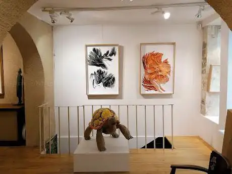 Photo de JAMAULT Galerie d'art et atelier d'encadrement