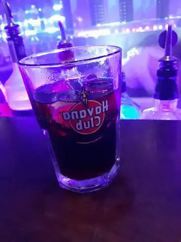 Max's Bar