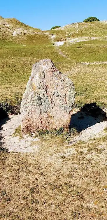 Photo de Broken & Lottle Menhir, The Ossuary, Great Menhir