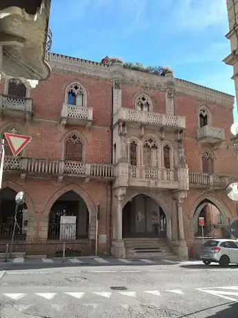 Palazzo Daviso o dei conti Bava di San Paolo
