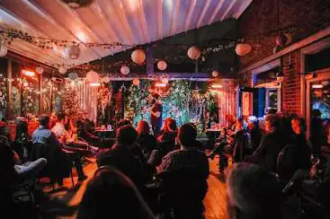 Photo de Laugh-a-Lot Comedy Club