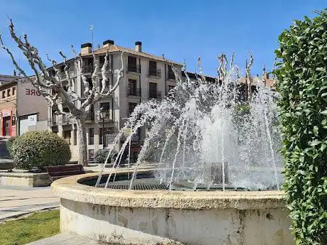 Photo de Los Jardinetes de Barbastro