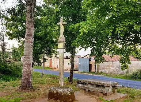 Photo de Cruceiro de Mixós