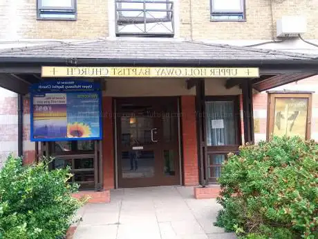 Photo de Upper Holloway Baptist Church