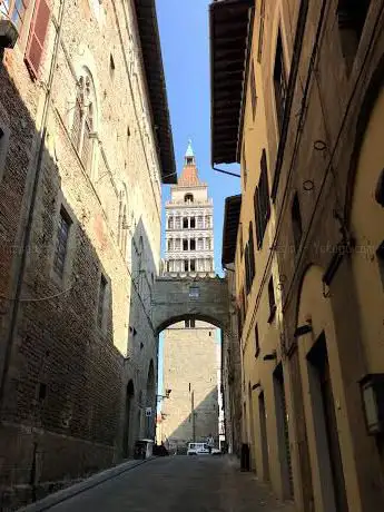 Photo de Via della Torre