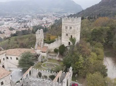 Photo de Castello di San Martino