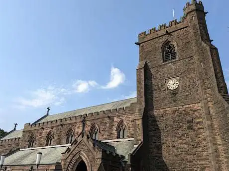 Photo de The Parish Church of St. John the Divine Coppull