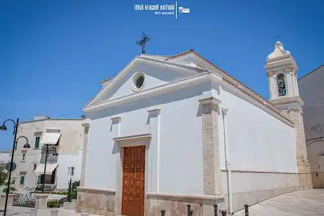 Photo de Church of the Holy Cross