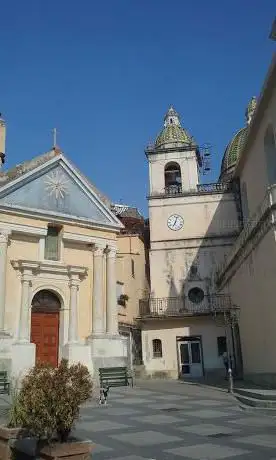 Photo de Church of Saint Mary