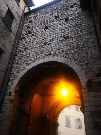 Porta Castello