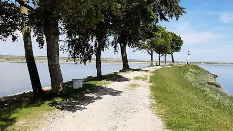 Les Bains De La Ferté