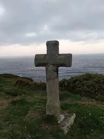 Cruz de piedra
