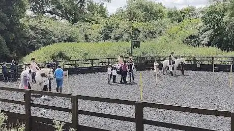 Photo de Bulby Equestrian Centre