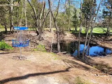 Photo de Stockton University Disc Golf Course