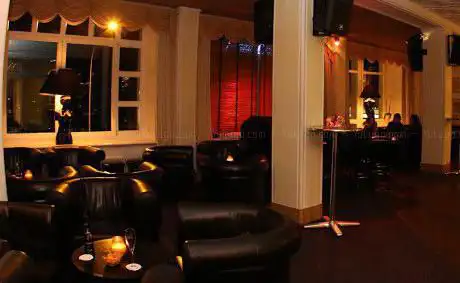 Piano Bar