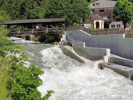 Cascate Di Riva