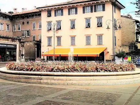 Piazza Antonio Rosmini