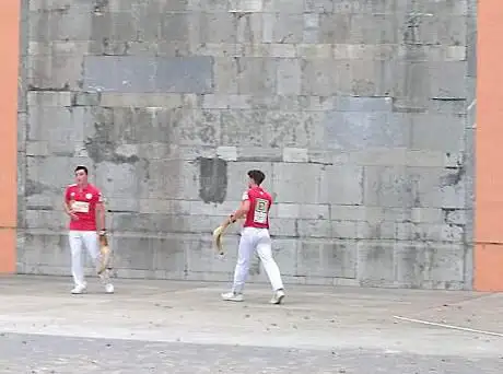 Photo de Fronton à Cambo-les-Bains