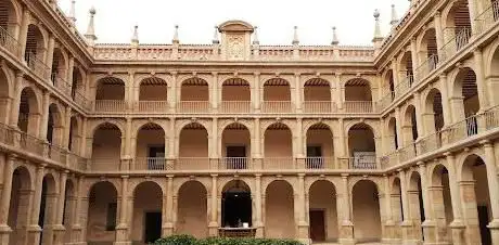 Photo de Patio de Santo Tomás de Villanueva
