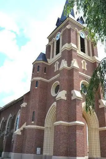 Photo de Église catholique Saint-Pierre à Cuinchy