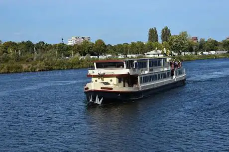 Aanlegsteiger Rederij Stiphout