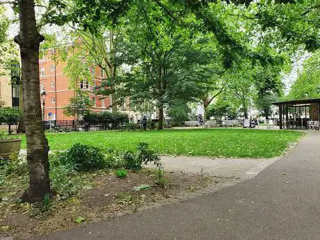 Photo de Red Lion Square Gardens