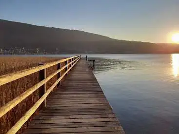 Plage de Sutz-Lattrigen