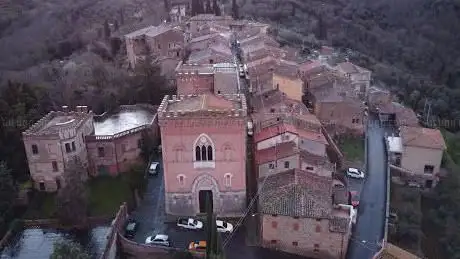 Castello di Farnetella
