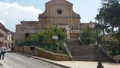 Photo de Parrocchia Maria SS del Carmelo