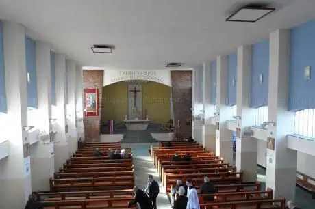 Photo de St Margaret Mary Roman Catholic Church