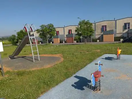 Aire de jeux des Pyramides