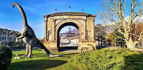 Arc d'Auguste