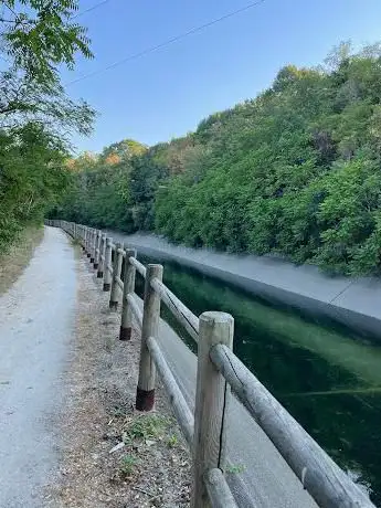 Photo de Alzaia del Canale Villoresi