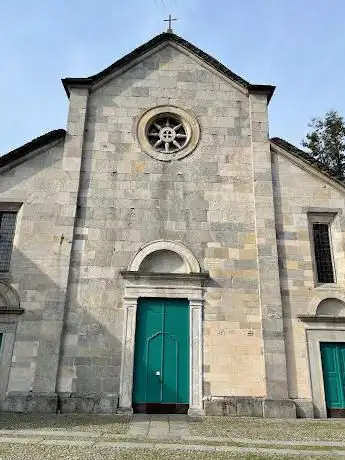 Photo de Kirche San Francesco und ehemaliges Kloster