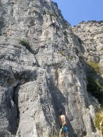 Photo de Falesie di Monte Moneta