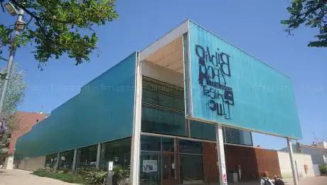Photo de Biblioteca Municipal Ernest Lluch i MartÃn