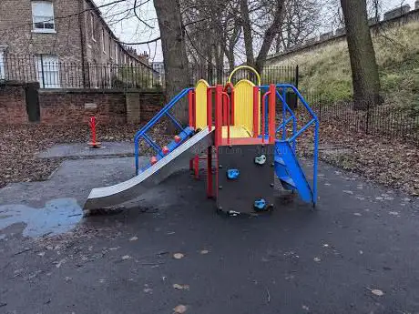 Photo de Victoria Bar Play Area