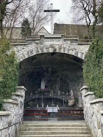 Lourdes-Grotte