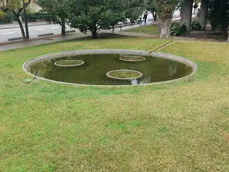 Photo de Plaça dels Jardins de Tòquio