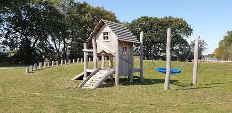 Photo de Regiment Gate Play Area