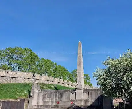 Photo de North Eastern Railways War Memorial